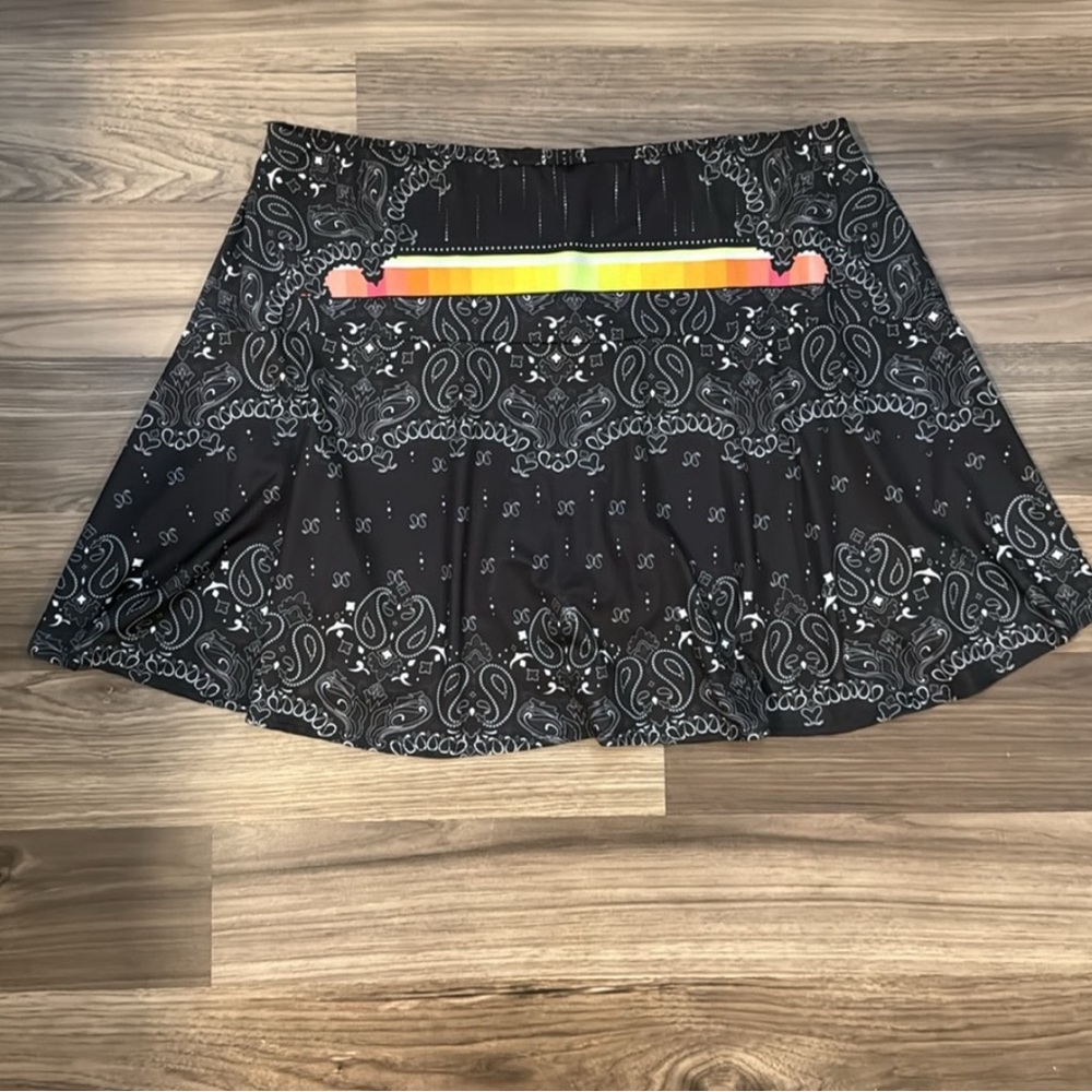 Lucky in Love Bandana Paisley Black White Neon A Line Flounce Tennis Skort XL 14 - Picture 9 of 10